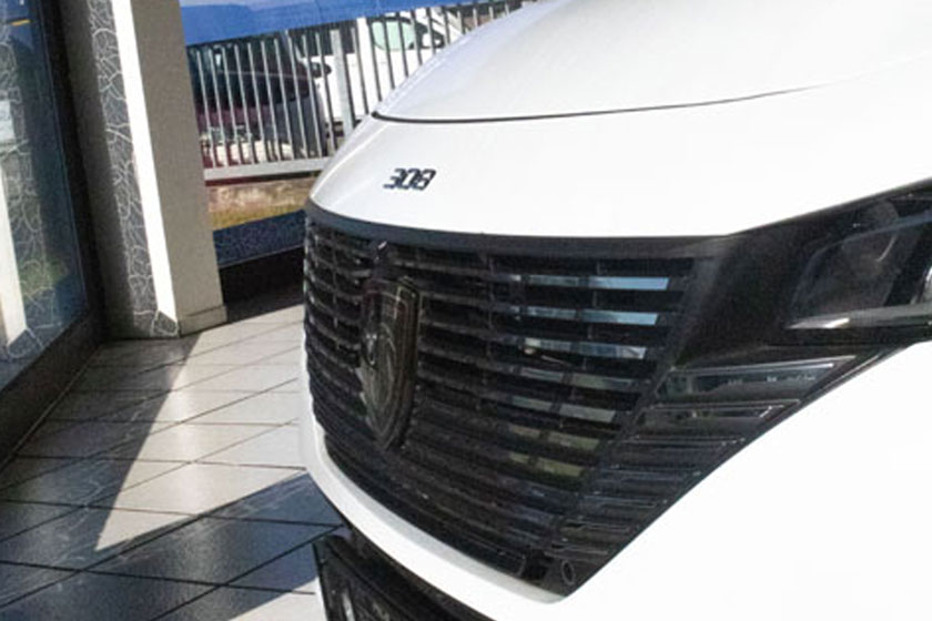 Peugeot 308 Allure BleuHDi 130 EAT8